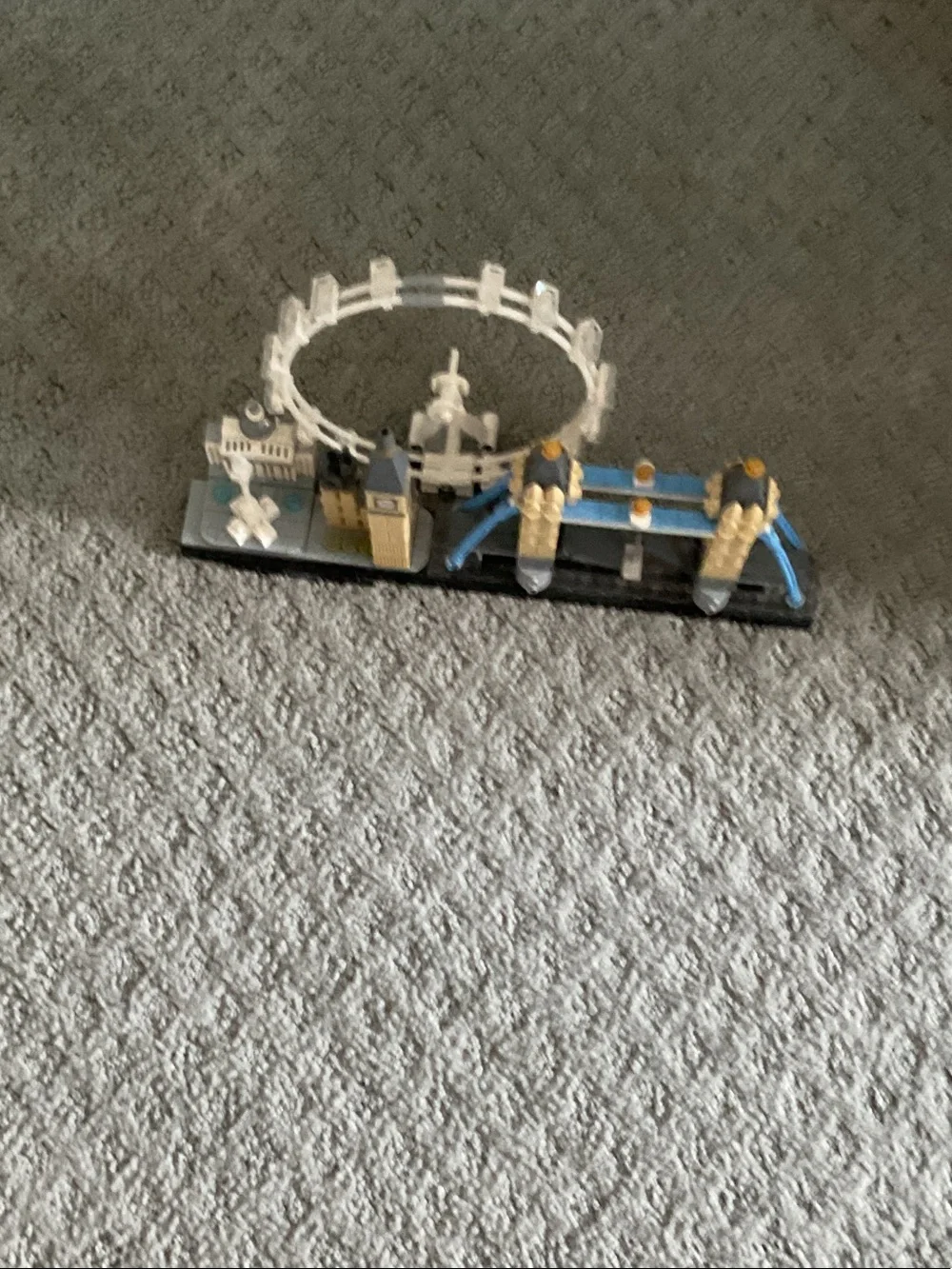 LEGO London Skyline Architecture Set - Tan, Blue, White, Black